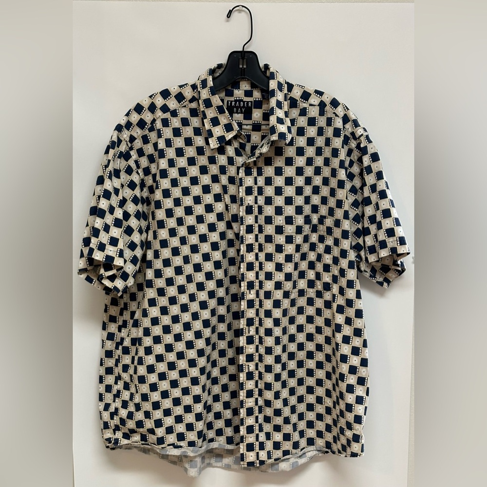 Trader Bay Men’s Blue Tan Checkered Casual Short Sleeve Button Up Shirt Size 2XL